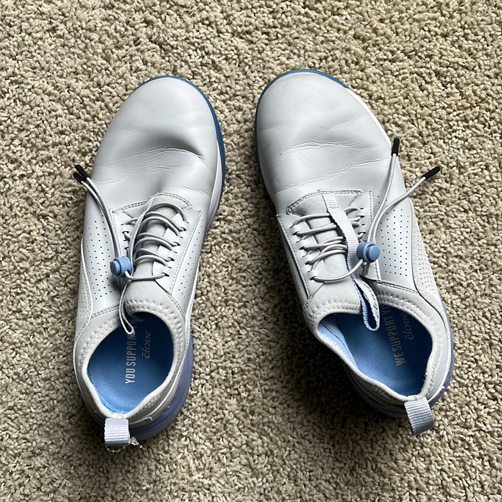 Clove shoes